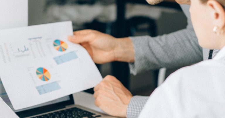 1099 vs W2 Contractors: How Home Services Companies Should Classify Their Workforce