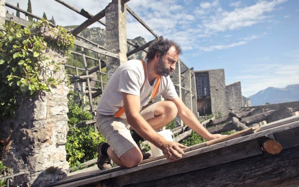 Why Roofing Companies Go Bankrupt: Cash Flow Pitfalls That Kill Profitable Businesses