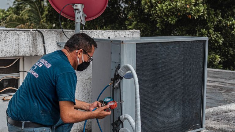 Commission vs Hourly Pay for Home Service Techs: Why the Best Shops Go Commission